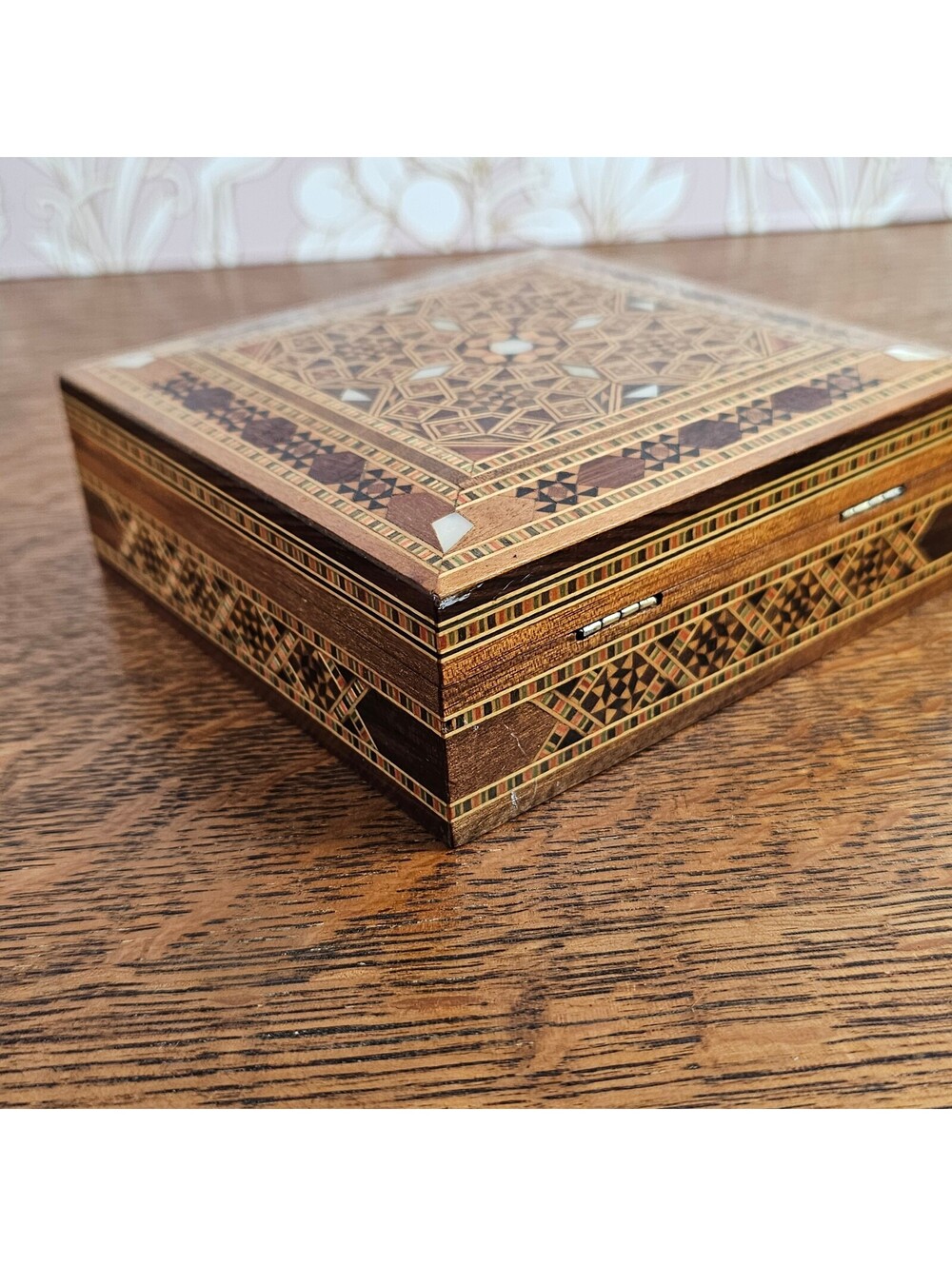 Vintage Damascus Mosaic Wood Jewelry Box Mother of Pearl Inlay 5 Inch - Picture 9 of 14
